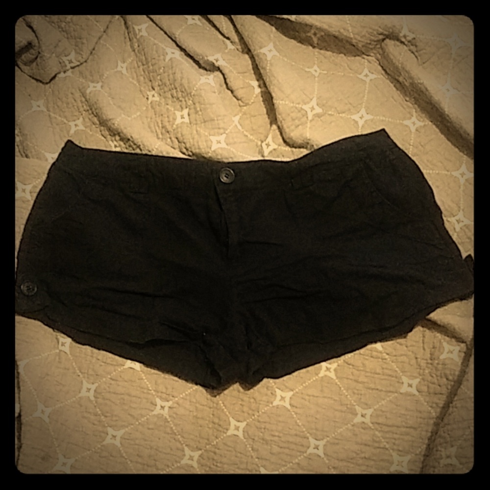 Cuffed shorts